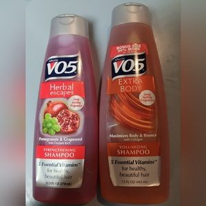 V05 shampoo lot